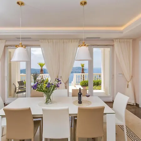 Beautiful Dubrovnik 5 Bedrooms Gold Dubrovnik Stylish Furnishings Wonderful Sea Views