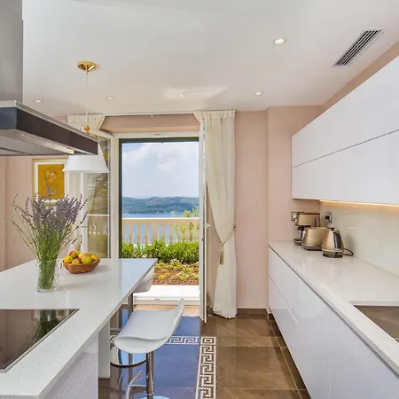 Beautiful Dubrovnik 5 Bedrooms Gold Dubrovnik Stylish Furnishings Wonderful Sea Views *