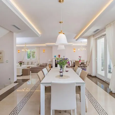 Villa Beautiful Dubrovnik 5 Bedrooms Gold Dubrovnik Stylish Furnishings Wonderful Sea Views Orasac