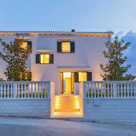Beautiful Dubrovnik 5 Bedrooms Gold Dubrovnik Stylish Furnishings Wonderful Sea Views