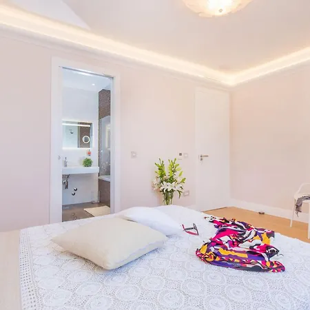 Beautiful Dubrovnik 5 Bedrooms Gold Dubrovnik Stylish Furnishings Wonderful Sea Views