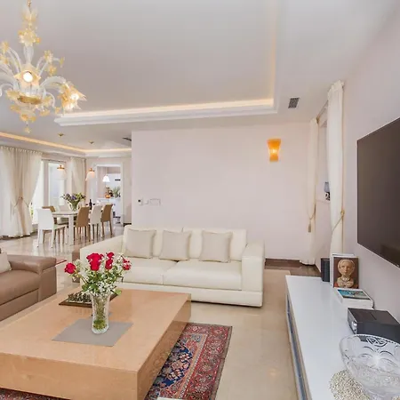 Beautiful Dubrovnik 5 Bedrooms Gold Dubrovnik Stylish Furnishings Wonderful Sea Views Vila