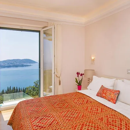 Beautiful Dubrovnik 5 Bedrooms Gold Dubrovnik Stylish Furnishings Wonderful Sea Views Vila